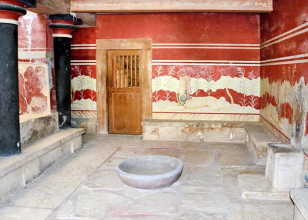 2015-06-16_Palace of Knossos_Throne Rm -70001.JPG