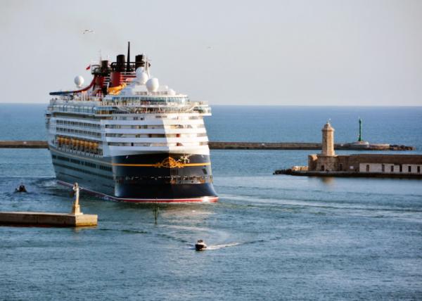 2018-07-19_Livorno_Porto Mediceo_Cruise Patrolled by Coast Guard ÷¸ۡѲ0001.JPG
