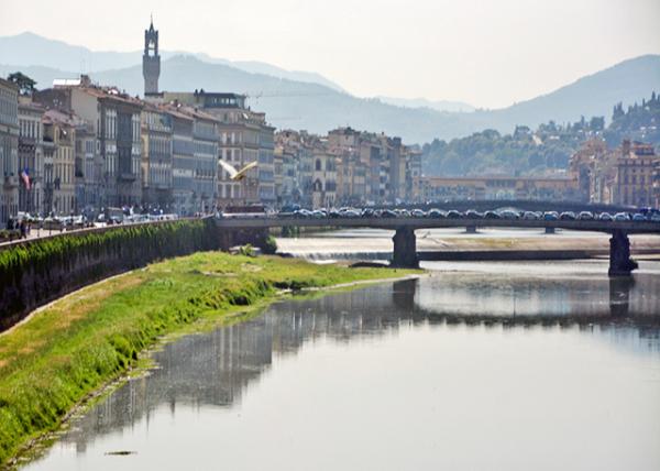 2018-07-19_Florence_San Niccol over the Arno River ŵʥ-10001.JPG