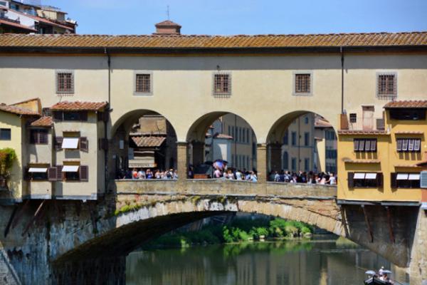2018-07-19_Florence_Ponte Vecchio_Medieval Stone Closed-Spandrel Segmental Arch Bridge ʯʷմǽڶι-30001.JPG
