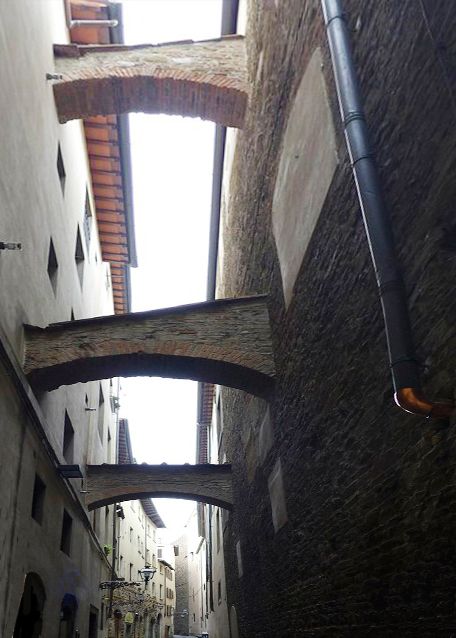 2018-07-19_Florence_Chiasso dei Baroncelli Medieval Ingenuity¡ͬ-30001.JPG