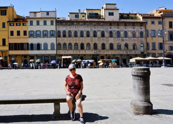 2018-07-19_Florence_Piazza di Santa Croce_Palazzo dell'Antella-10001.JPG