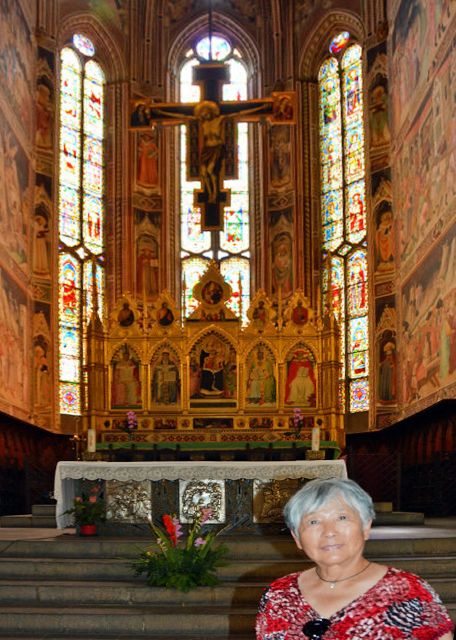 2018-07-19_Florence_Basilica di Santa Croce_ Altar & Crucifix ̳ʮּ-10001.JPG