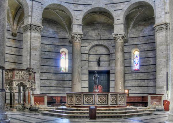 2018-07-19_Pisa Baptistery of St. John_Interior0001.jpg