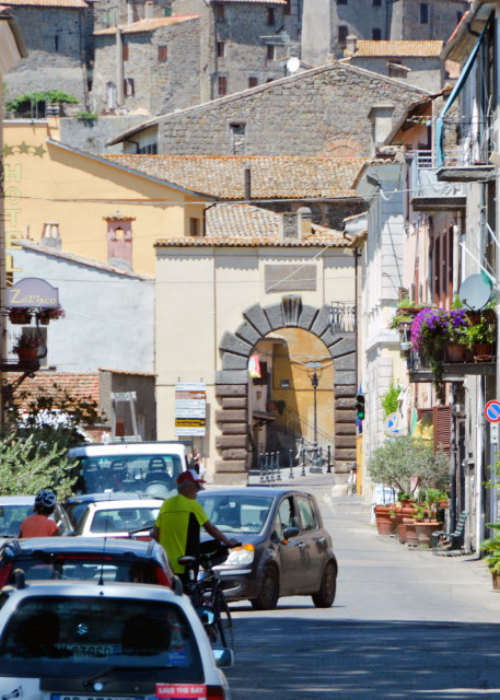 2018-07-18_Bolsena_Porta Fiorentina 0001.JPG