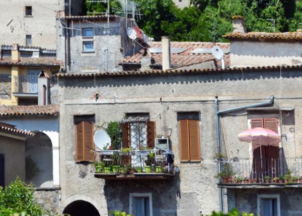 2018-07-18_Bolsena_Neighborhood0001.JPG
