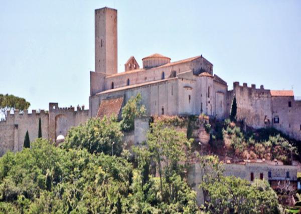 2018-07-18_Tower Barucci in 12C & Church of Santa Maria di Castello-10001.JPG
