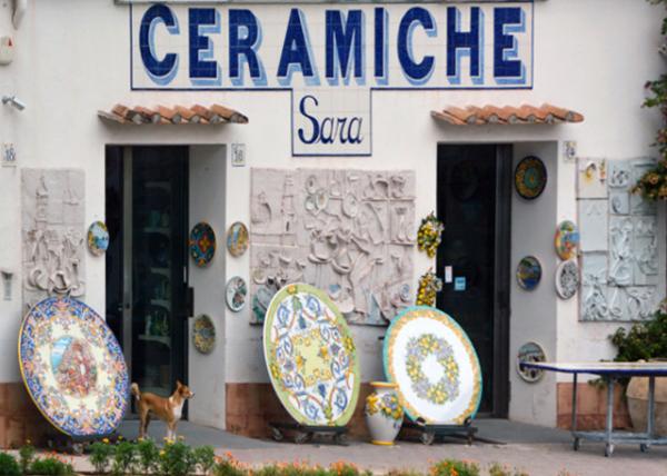 2018-07-17_Vietri sul Mare_Polychrome Ceramic Store յ0001.JPG