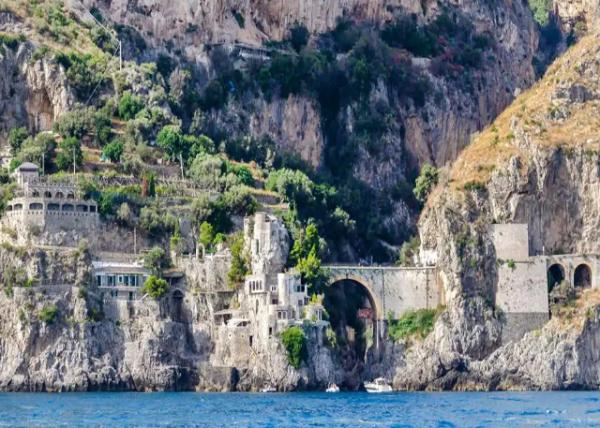 2018-07-17_Furore_Fjord a Natural Inlet in the Rock, Carved by the Passage of the Schiato Stream.jpg