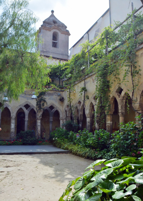 2018-07-17_Sorrento_St. Francis Church and Convent in 14th-Century ʮʥ˹ú޵Ժ-10001.JPG