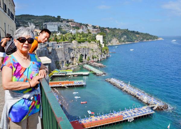 2018-07-17_Sorrento_Villa Comunale-10001.JPG