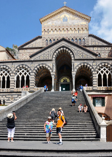 2018-07-17_Amalfi_Duomo di Amalfi Sant'Andrea and the Piazza0001.JPG