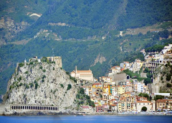2018-07-16_Scilla_Chianalea & Ruffo Castle {^cǱ0001.JPG