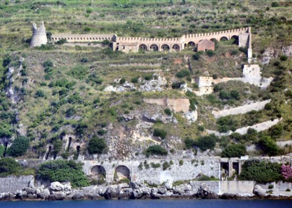 2018-07-16_Villa San Giovanni_Histocial Ruins }悡vʷzַ0001.JPG