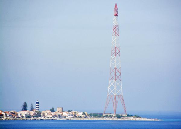 2018-07-16_Messina_Pylons of Messina ī0001.JPG