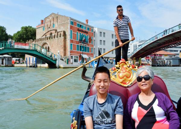 2018-07-11_Bridge_Ponte Santa Chiara & Ponte della Costituzione ʥܷ0001.JPG