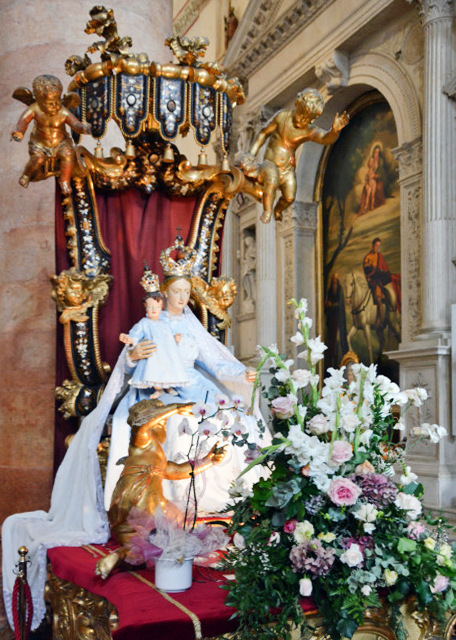 1750478309463478.jpg 2018-07-10_Church_Sant'Anastasia_Blessed Virgin Mary & Baby Jesus 圣母玛利亚和婴儿耶稣0001.JPG