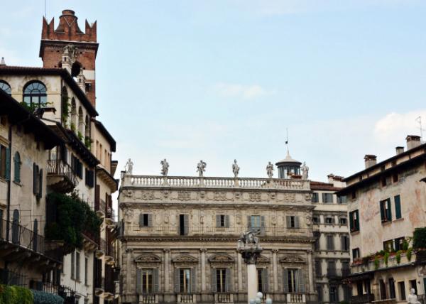 2018-07-10_Bldg_Palazzo Maffei ѹ0001.JPG