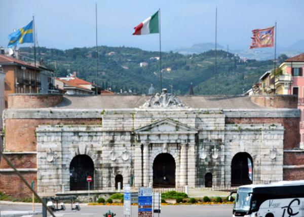 2018-07-10_Porta Nuova 0001.JPG