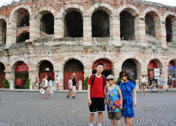 2018-07-10_Arena di Verona_Outside-10001.JPG