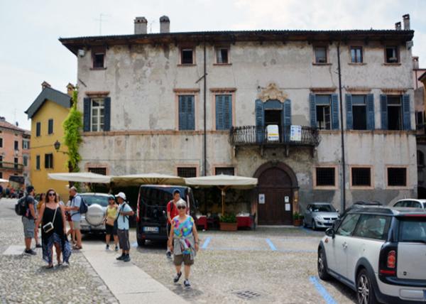 2018-07-10_Bldg_Palazzo Cer ³0001.JPG