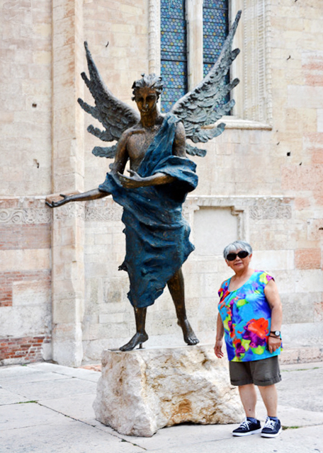 2018-07-10_Church_Duomo di Verona_Blue Angel ʹ0001.JPG