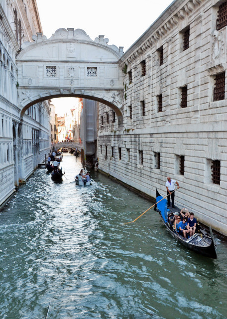 2018-07-08_Bridge_Sighs-20001.JPG