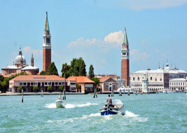 2018-07-08_Church_San Giorgio Maggiore in front of San Marco Campanile-10001ʥΡ׽(ǰ)ʥ¥().JPG