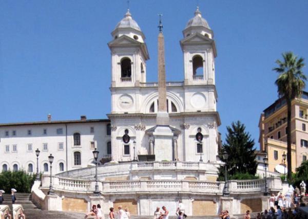 2015-07-05_Trinit dei Monti_Facade ɽʥһá0001.JPG