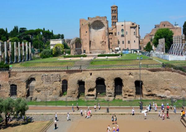 2015-07-04_Palatine Hill_Temple of Venus and Roma & Roman Forum @ Palatine Hill mɽS{˹_RRc_RV-10001.JPG