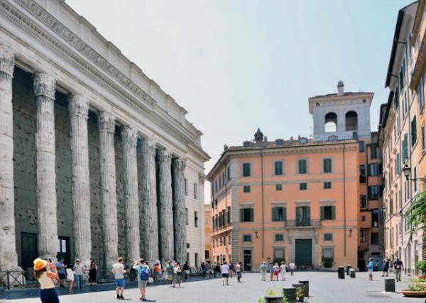 2015-07-05_Temple of Hadrian or Rome's Chamber of Commerce R_R̕B0001.JPG