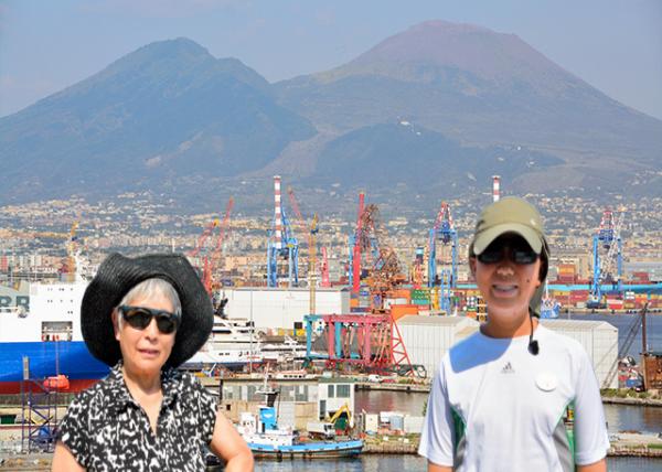 2015-07-03_Mt Vesuvius in Distance Ϊάɽ0001.JPG