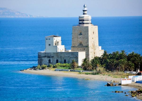 2015-07-02_Messina_San Ranieri Lighthouse ʥ0001.JPG