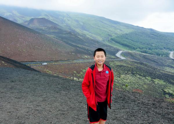 2015-07-02_Etna_Valle del Bove A Major Horseshoe-Shaped Depressionɽȡδ-60001.JPG