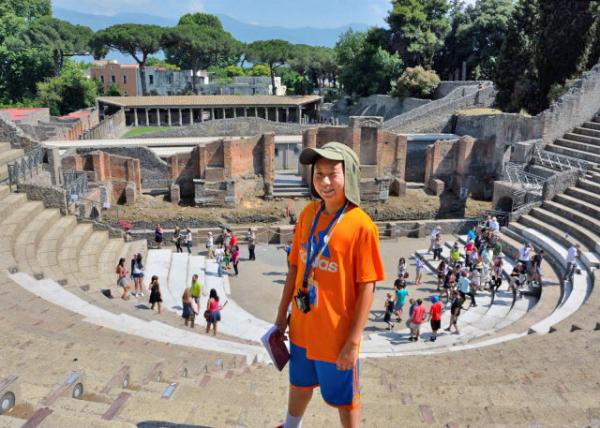 2015-06-14_Pompeii_Porta (Gate) di Nocera & Amphitheater ŵ糡-10001.JPG