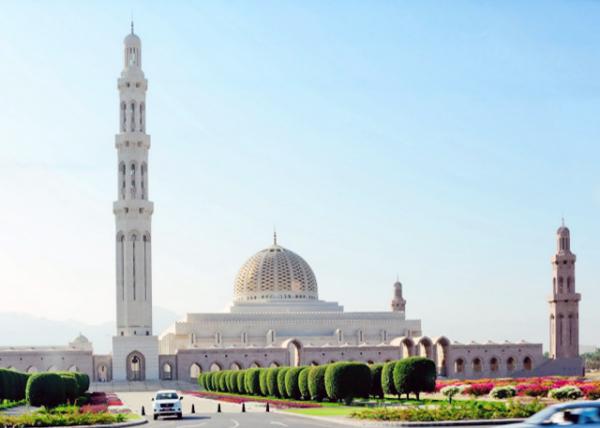 2013-12-11_Sultan Qaboos Grand Mosque K˹0001.JPG
