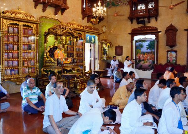 2013-12-14_Hare Krishna_Meditation ˼-20001.JPG