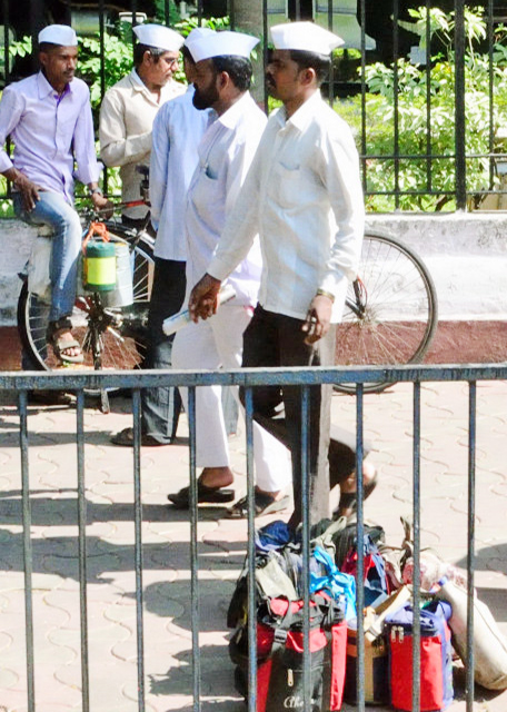 2013-12-14_Dabbawalas_The Lunchbox 㵱-40001.JPG