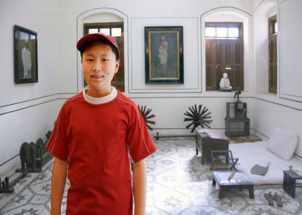 2013-12-14_Mani Bhavan Museum ᡤ-60001.jpg