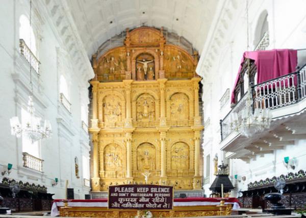 2013-12-16_Se Cathedral_Reredos ̳װε-30001.JPG