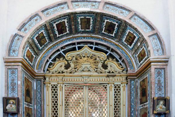 2013-12-16_Se Cathedral_Gilded Chapel Screen ƽ-70001.JPG