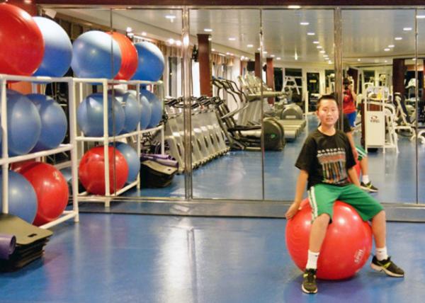 2013-12-16_Nautica Oceania_Fitness Ctr-10001.JPG