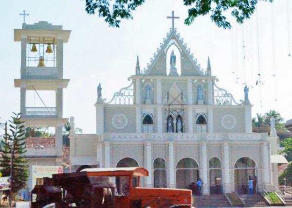 2013-12-17_Milagres Church 漣ʥĸ0001.JPG