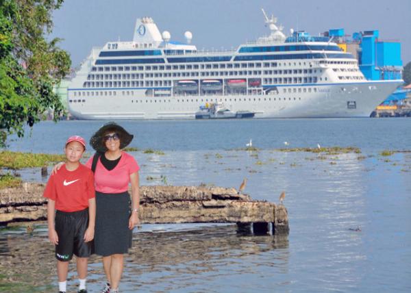 2013-12-18_Cochin Port-10001.jpg