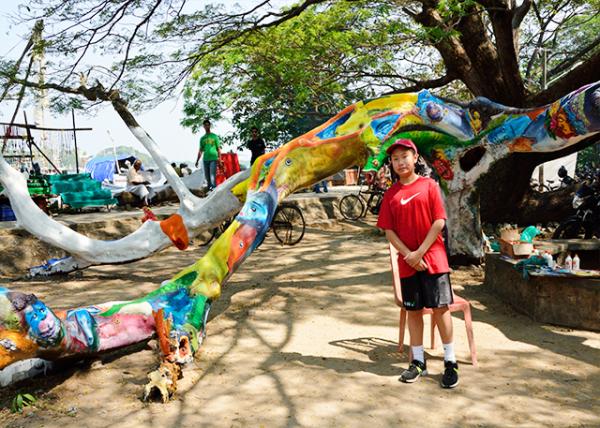2013-12-18_Kamala Kadavu Fish Stalls 0001.JPG