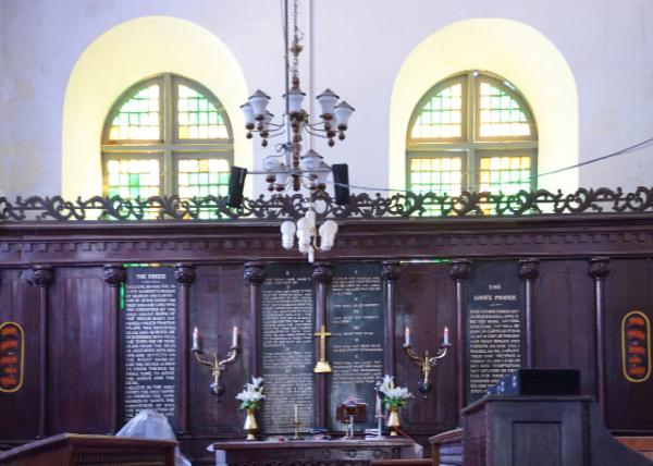 2013-12-18_St. Francis Church_Interior.jpg