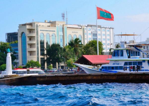 2013-12-19_Shaheedh Hussain Adam Bldg, the Police HQ0001.JPG
