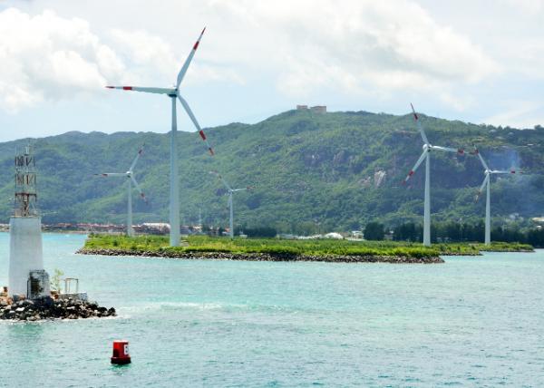 2013-12-23_Wind Turbines by the Sea.jpg