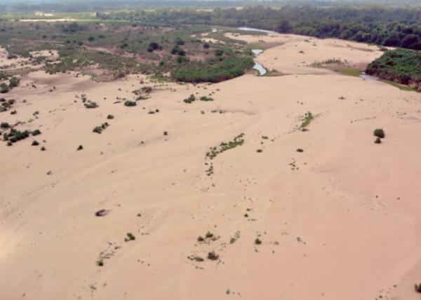2013-12-28_Sand River_A Frozen Water to Flow across the Desert ɳӡˮԽɳĮ-20001.JPG