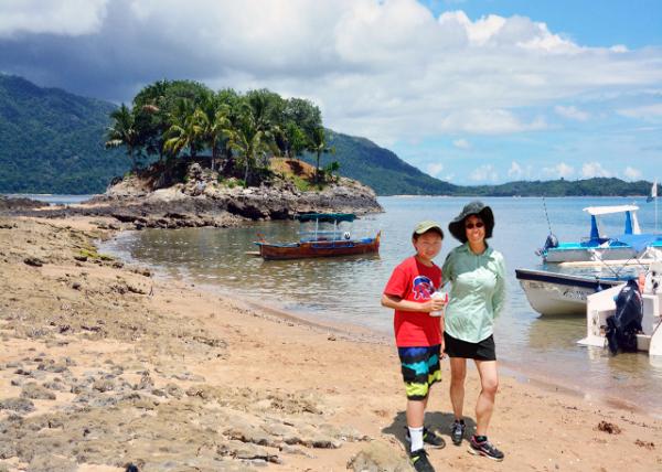 2013-12-30_Ampangorina ɴ-10001.jpg